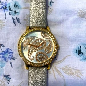 Guess Paisley Rose Gold Yellow Gold Silver Crystal Leather Strap New Battery